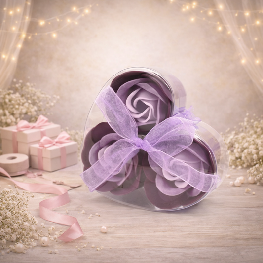 Set mit 3 Seifenblumen-Herzboxen – Lavendelrosen