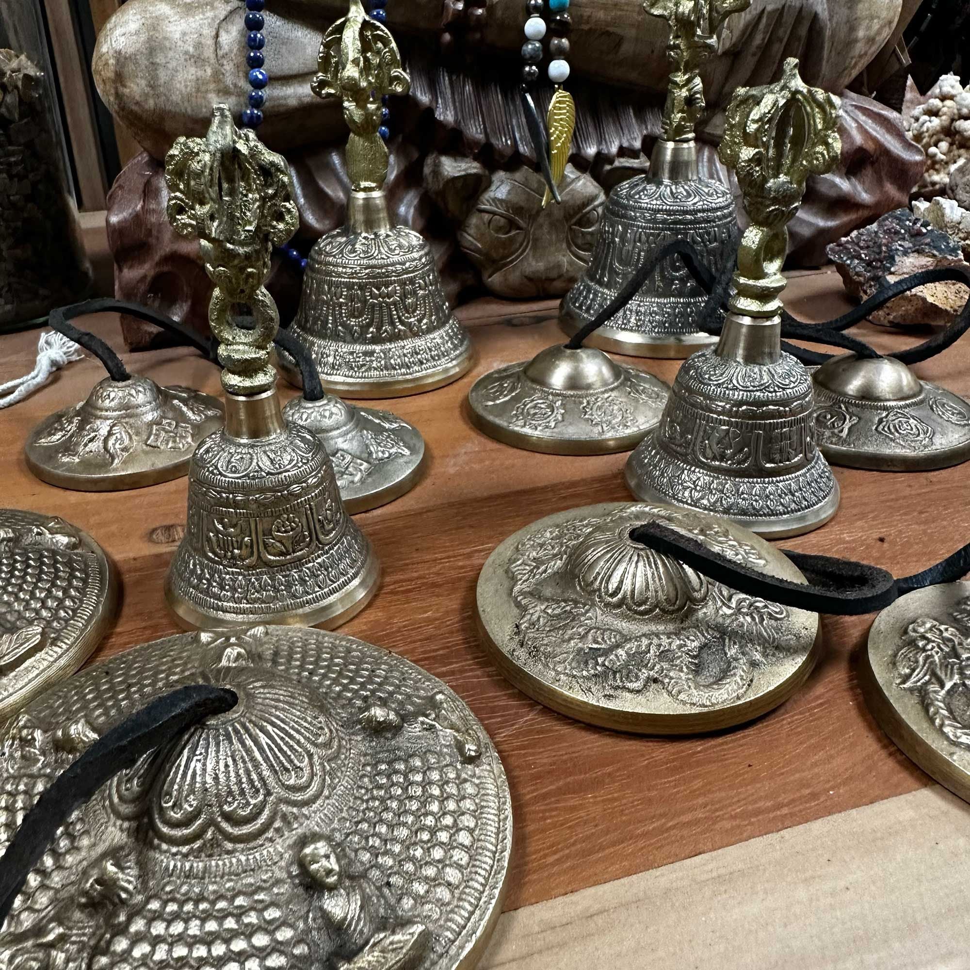 Tibetan Tingsha Bell – Five Buddha Symbol | 9.5 cm | Harmony & Clarity