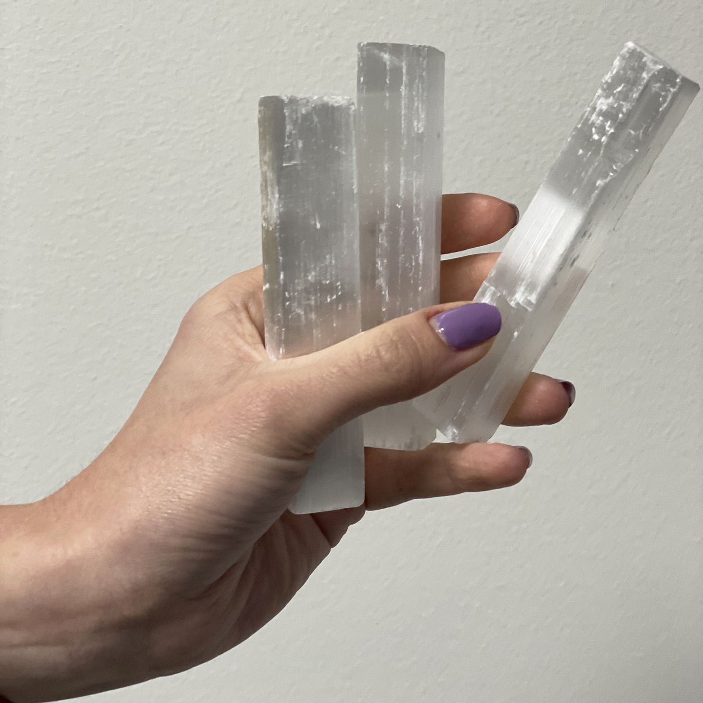 Selenite Stick Raw Crystal - Natural Stone 7-10cm